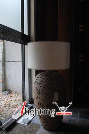 崔華峰當(dāng)代·東方·印象之木雕燈(圖)