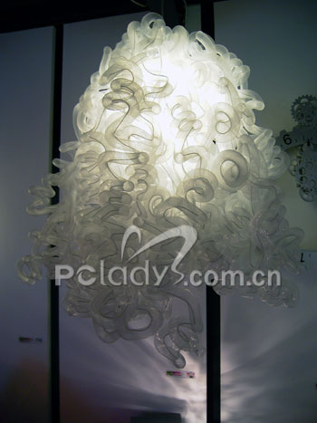 創(chuàng)意無限 巧心思燈（圖）