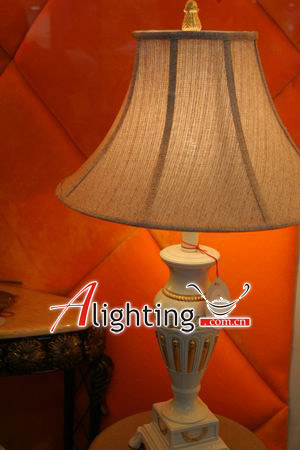 夢(mèng)幻臺(tái)燈 點(diǎn)亮閨房夢(mèng)想（圖）