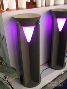 戶外探照燈：讓城市五光十色(組圖)